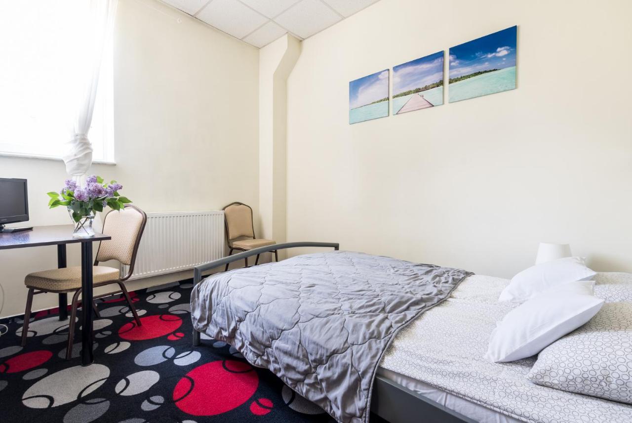 Motel Silver Konstantynów Łódzki Kültér fotó