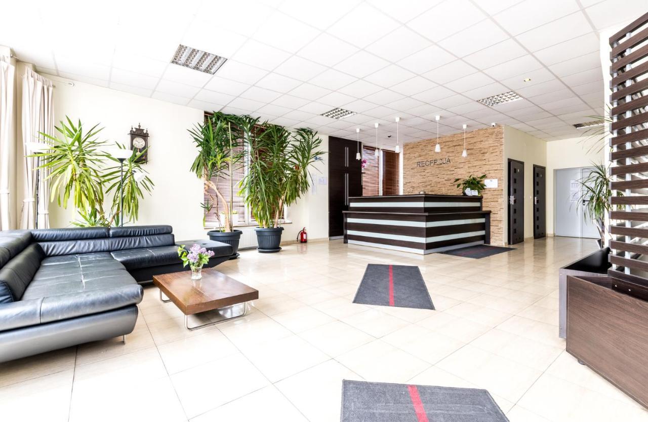Motel Silver Konstantynów Łódzki Kültér fotó