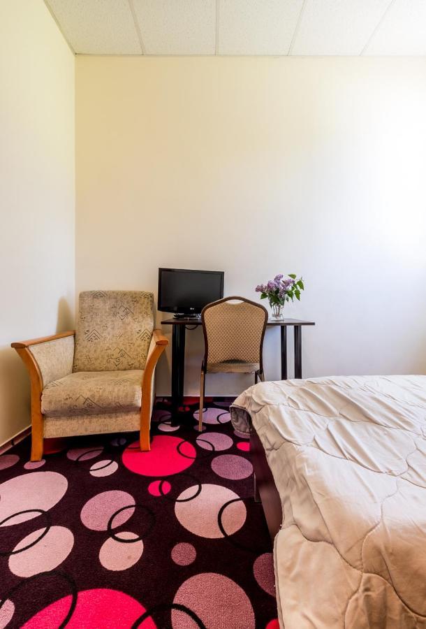 Motel Silver Konstantynów Łódzki Kültér fotó